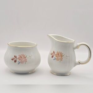 Sadler Windsor Fine Porcelain Cream & Sugar Set – Floral w/ Gold Trim